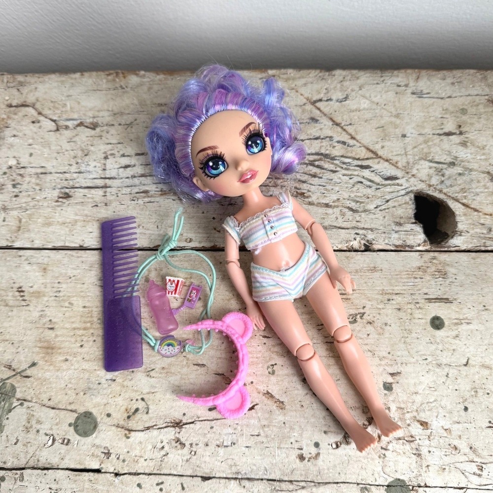 Rainbow High Violet Willow Purple Hair Doll Sleepover Pajamas Accessories 10"